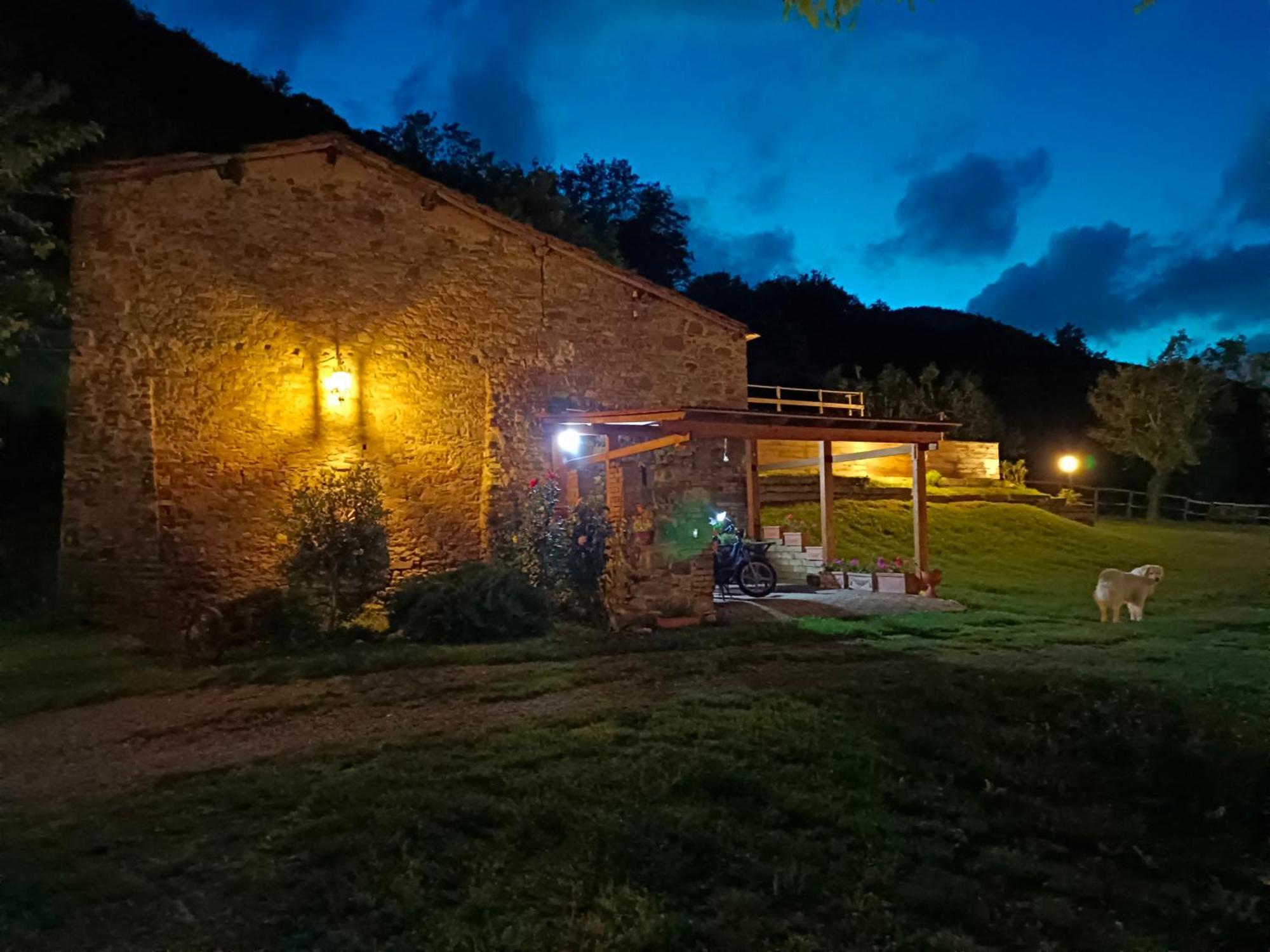 Locanda Di Alberi Borgo San Lorenzo Bagian luar foto