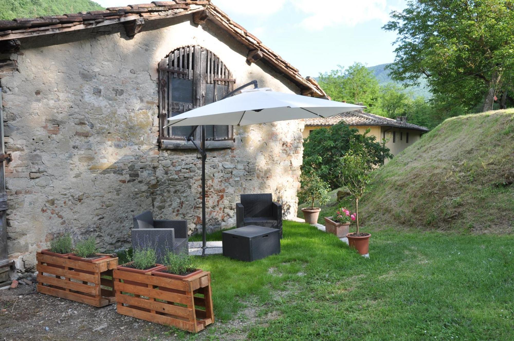 Locanda Di Alberi Borgo San Lorenzo Bagian luar foto