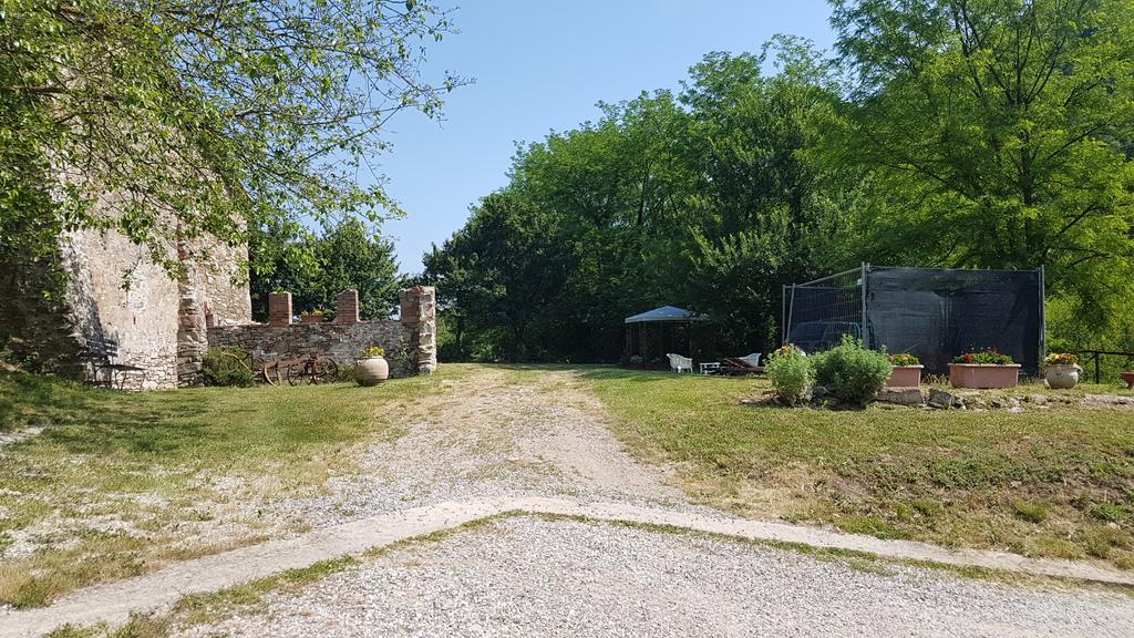 Locanda Di Alberi Borgo San Lorenzo Bagian luar foto